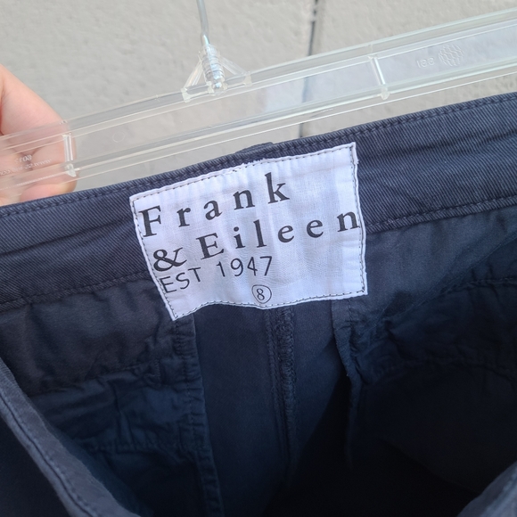 Frank & Eileen | Wicklow The Italian Chino Performance Twill in Vintage Navy - Picture 3 of 12